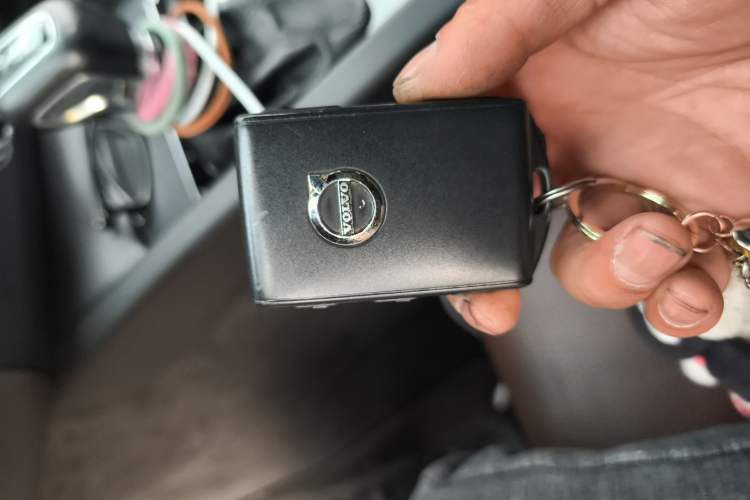 Used Volvo XC60 2021 T5 4x4 Smart Luxury Edition