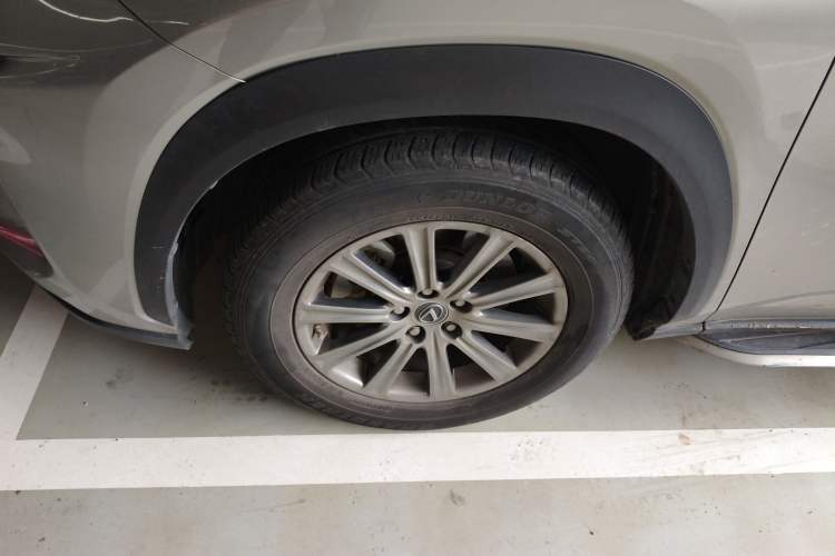 Used Lexus NX 2018 200 Front-Wheel-Drive Xingxing Edition China VI Standard Left Front Wheel Hub