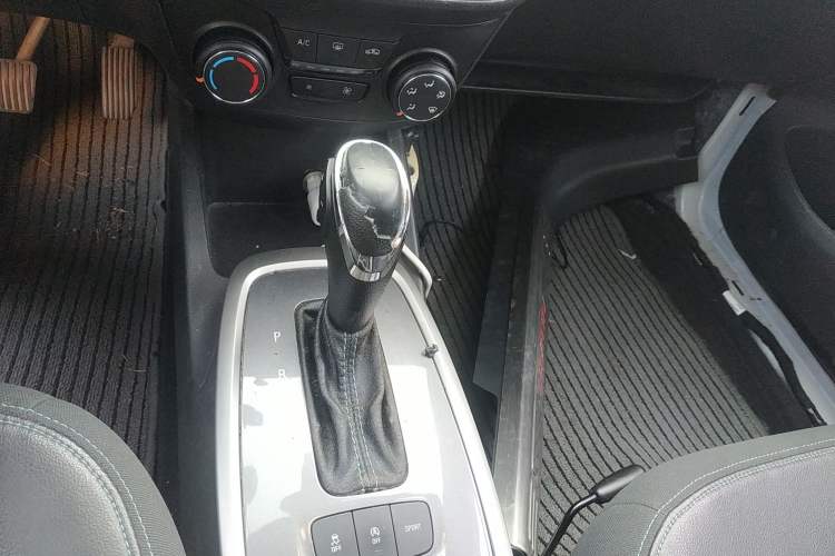 Used Chevrolet Lova RV 2016 1.5L Automatic Smart Drive Edition
