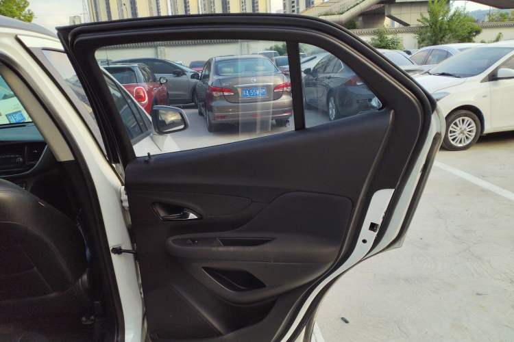 Used Buick Encore 2016 18T Automatic Two-Wheel Drive Urban Leading Edition