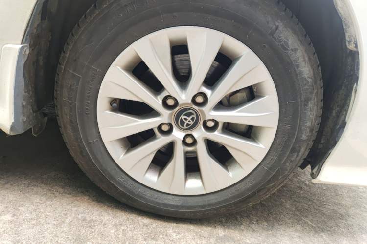 Used Toyota Corolla 2019 1.2T S-CVT GL-i Elite Edition Right Front Wheel Hub