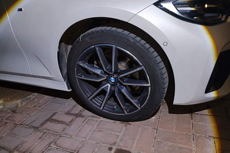 Used BMW 3 Series 2020 Facelifted 325Li xDrive M Sport Package
