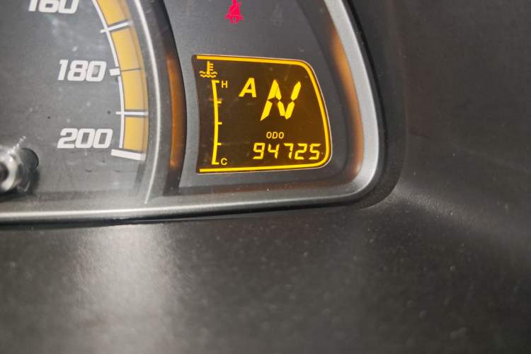 Used Chevrolet Sail 2013 Hatchback 1.4L AMT U-Style Edition