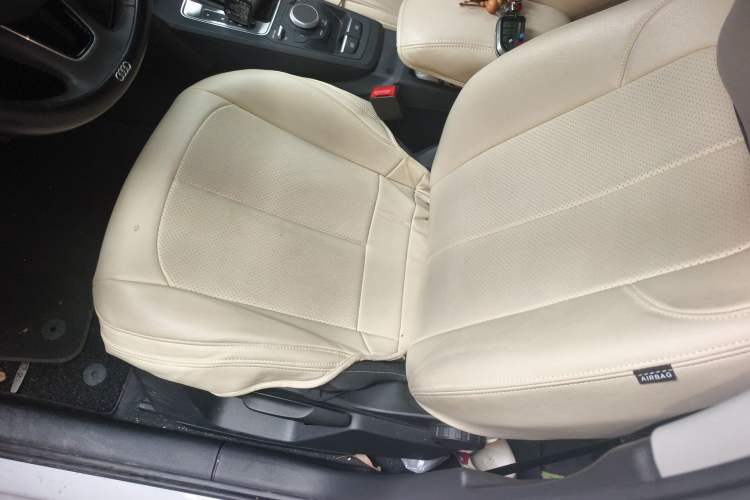 Used Audi Q2L 2020 35 TFSI Ambition Dynamic Edition Left Front Seat