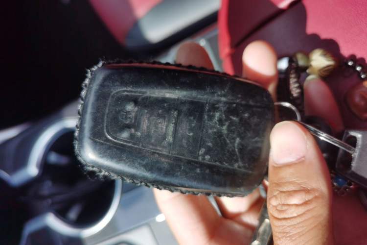 Used Toyota Crown Kluger 2021 2.5L HEV Four-Wheel Drive Flagship Edition
