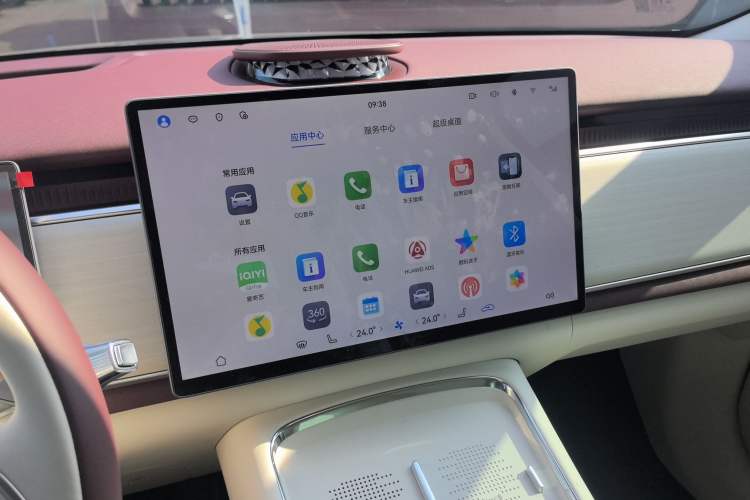 Used VOYAH COURAGE 2025 Model Rear-Drive Qiankun Edition Audio And AC Panel