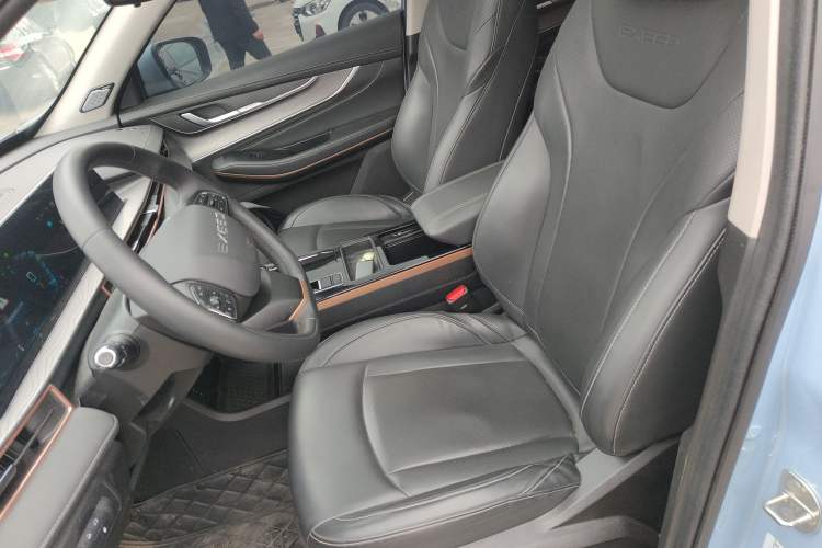 Used EXEED Zhuifeng C-DM 2022 1.5 TCI-DHT 105 km Yufeng Xing Edition