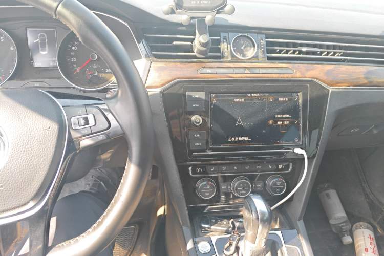 Used Volkswagen Magotan 2019 380TSI DSG Luxury Model China V Standard
