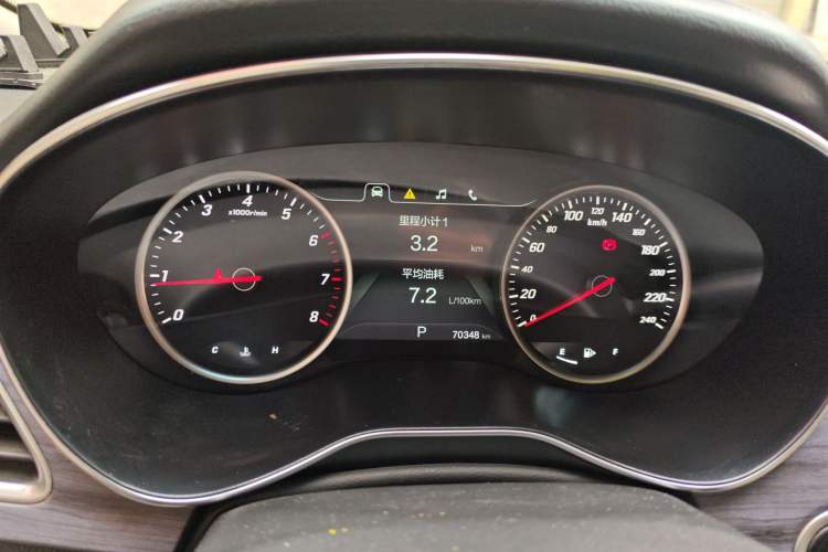 Used Baojun 730 2017 1.5T DCT Fashion Edition 7-Seater China V Emission Standard Instrument Cluster