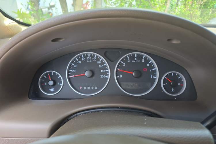 Used Buick GL8 2011 2.4L LT Executive Edition Instrument Cluster