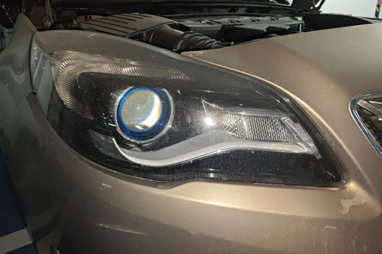 Used Buick Regal 2014 2.0L Leading Fashion Edition