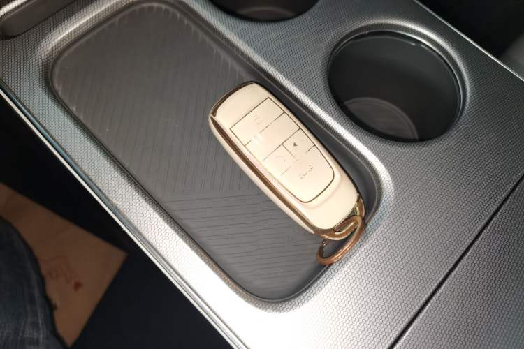 Used AION Y 2023 Younger Star Edition Vehicle Key