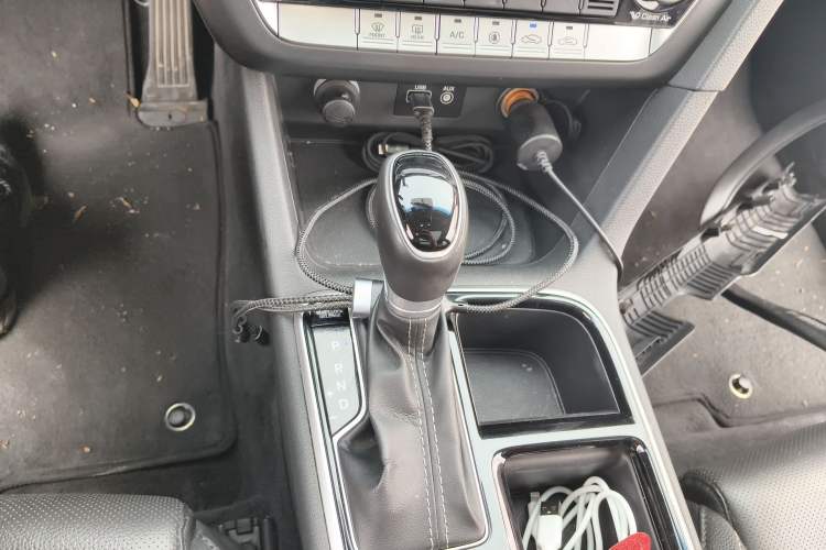 Used Hyundai Sonata Plug-in Hybrid 2018 2.0 PHS Smart Connect Version China V Standard Gear Lever
