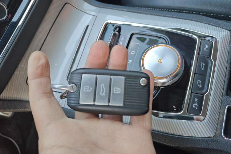 Used Roewe RX5 New Energy 2017 ERX5 EV400 Electric Internet Supreme Edition