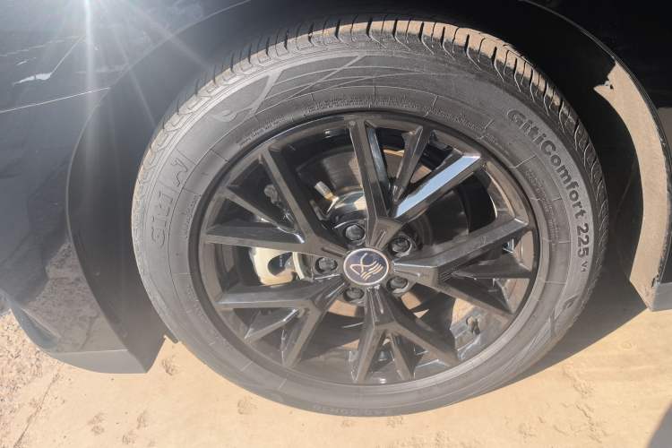 Used BYD Han 2024 DM-i Glory Edition 121KM Prestige Model