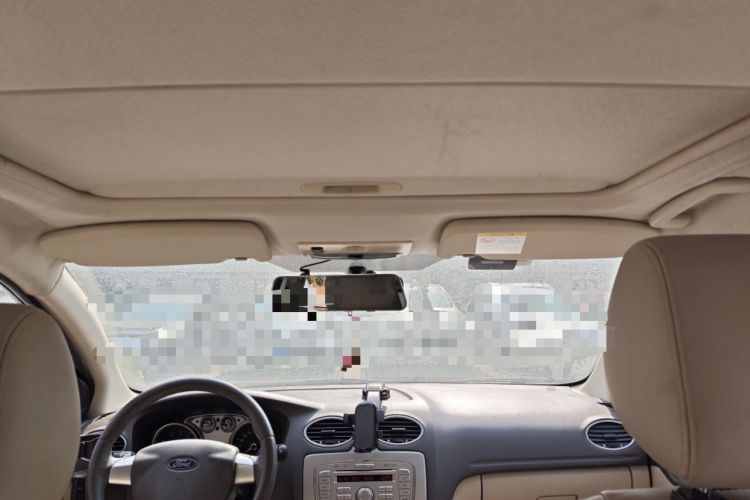 Used Ford Focus 2013 Sedan Classic 1.8L Automatic Fashion Edition
