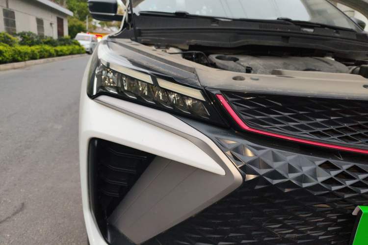 Used Geely Auto Coolray 2022 Bin Yue COOL 1.5TD DCT Hot Engine Edition Right Front Headlight