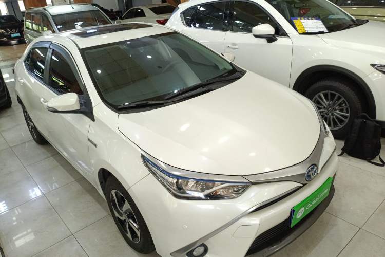 Used Toyota Levin 2017 Revised Dual-Engine 1.8H GS E-CVT Elite Sunroof Version China V Standard