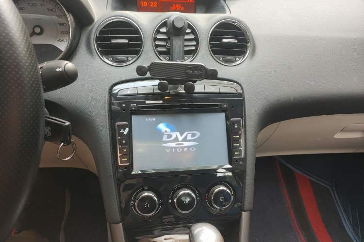 Used Peugeot 408 2013 2.0L Automatic Comfort Edition