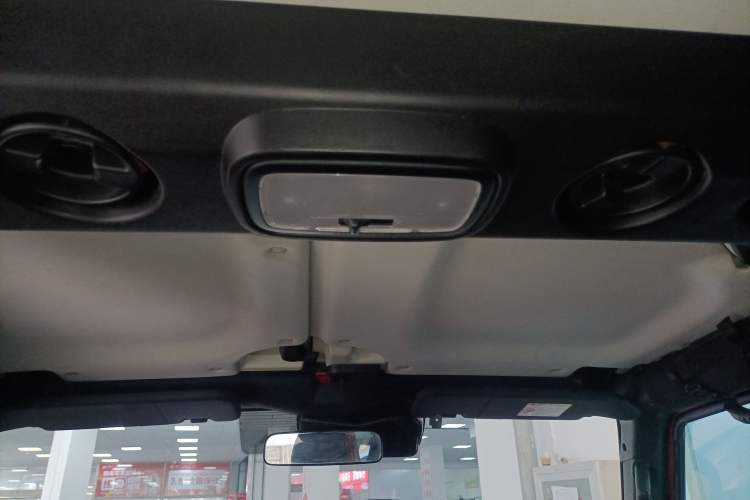 Used BAIC Off-Road BJ40 2021 2.0D Automatic Four-Wheel Drive Blade Hero Edition Adventurer Type Headliner