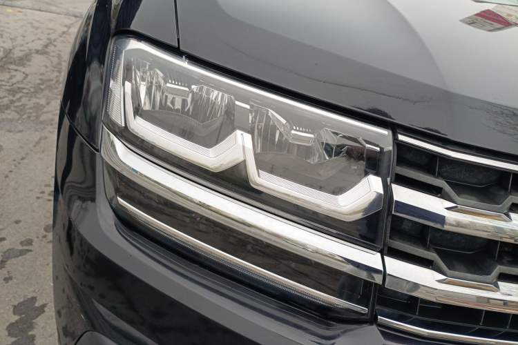 Used Volkswagen Teramont 2017 330TSI Two-Wheel-Drive Luxury Edition
