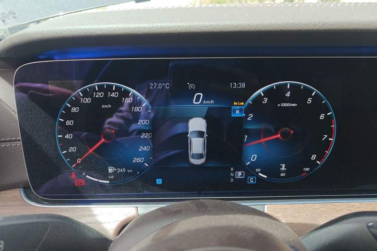 Used Mercedes-Benz E-Class 2023 Facelift E 260 L