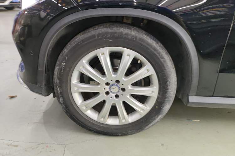 Used Mercedes-Benz GLE Coupe 2015 GLE 320 4MATIC Coupe SUV Left Front Wheel Hub