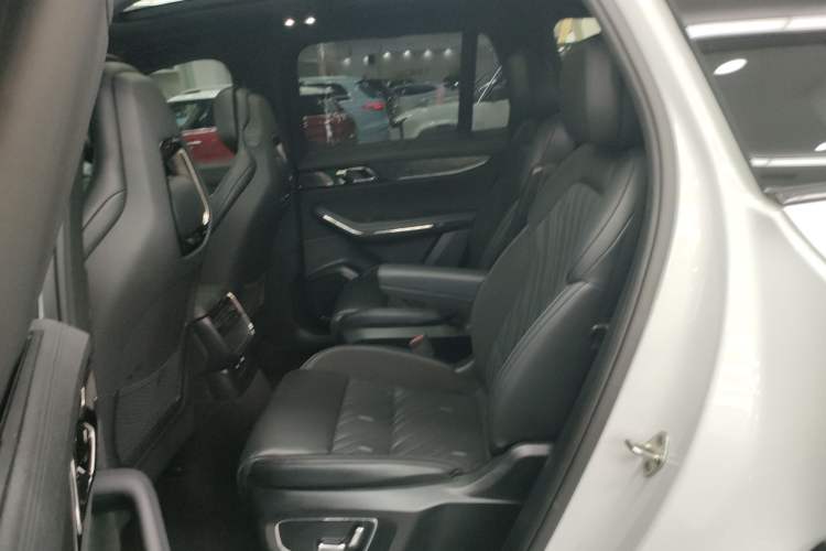 Used Lynk & Co 09 EM-P 2021 2.0T PHEV Halo Six-Seater