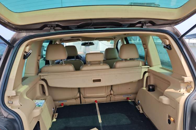 Used Volkswagen Touran 2011 1.4T DSG ZhiZhen Edition 7-Seater