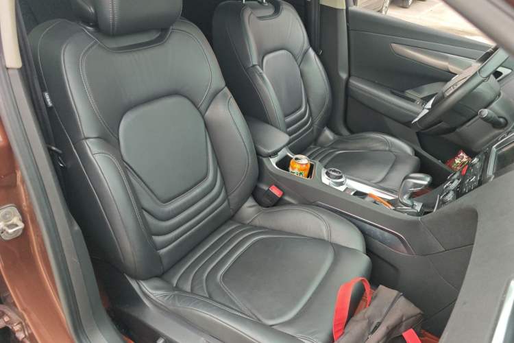 Used DS 6 2014 1.6T Luxury Edition THP160
