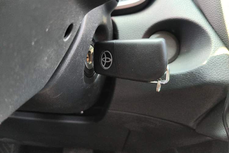 Used Toyota FRONTLANDER 2024 2.0L CVT Elite Plus Edition