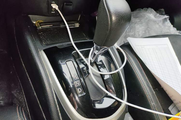 Used Nissan Qashqai 2016 2.0L CVT Luxury Edition Gear Lever