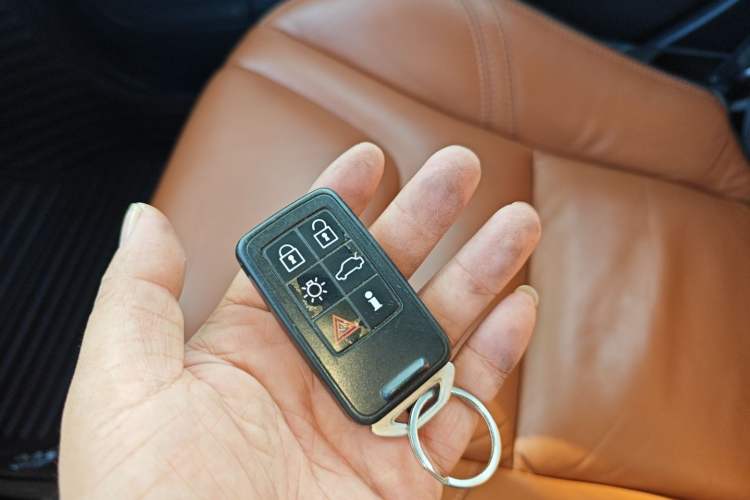 Used Volvo S60 2014 T5 Zhiyi Edition
