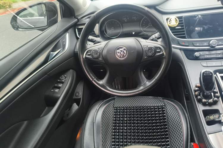 Used Buick LaCrosse 2020 652T Luxury Version Steering Wheel