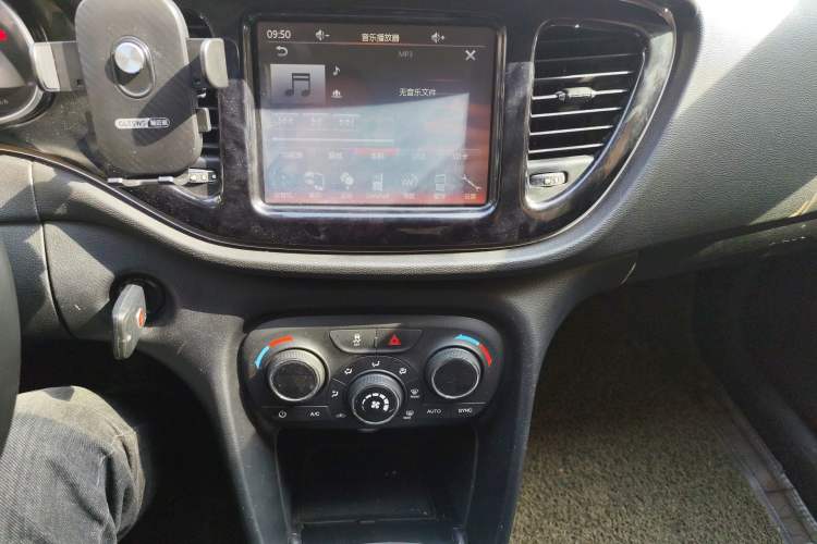 Used Fiat Viaggio 2015 1.4T Manual Jingxiang Edition
