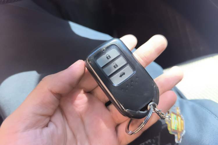 Used Honda Jade 2013 1.8L automatic Comfort version 5 seats