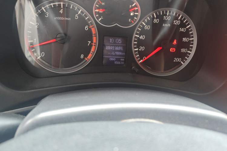 Used Haval H5 Classic 2015 2.0T Manual Two-Wheel Drive Elite Version
