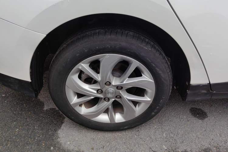 Used Buick Velite 6 2023 Revised Version 430 km Range – Commuter Edition