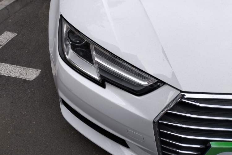 Used Audi A4L 2017 Plus 40 TFSI Ambition Model
