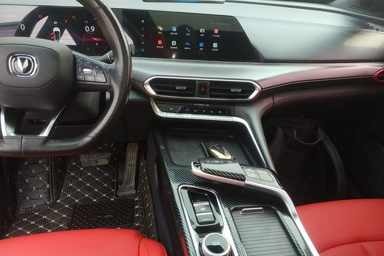 Used Changan UNI-T 2020 1.5T Prestige Version
