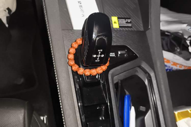 Used Lynk & Co 03 2023 2.0TD DCT JingPro Gear Lever