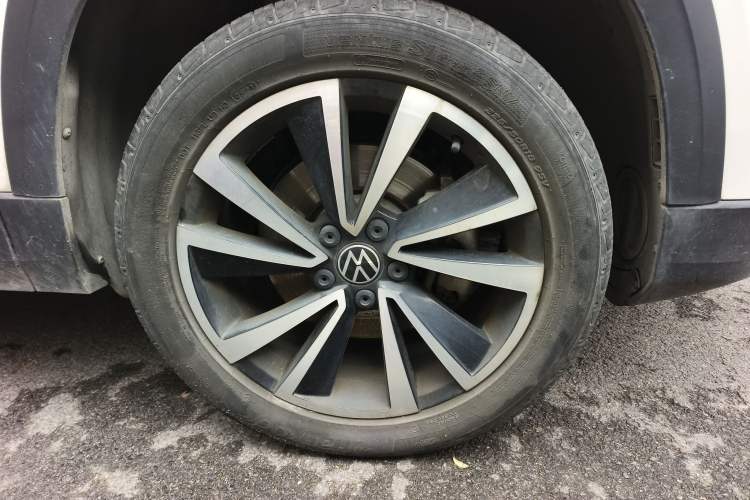 Used Volkswagen Tharu 2021 280TSI Two-Wheel-Drive Luxury Edition