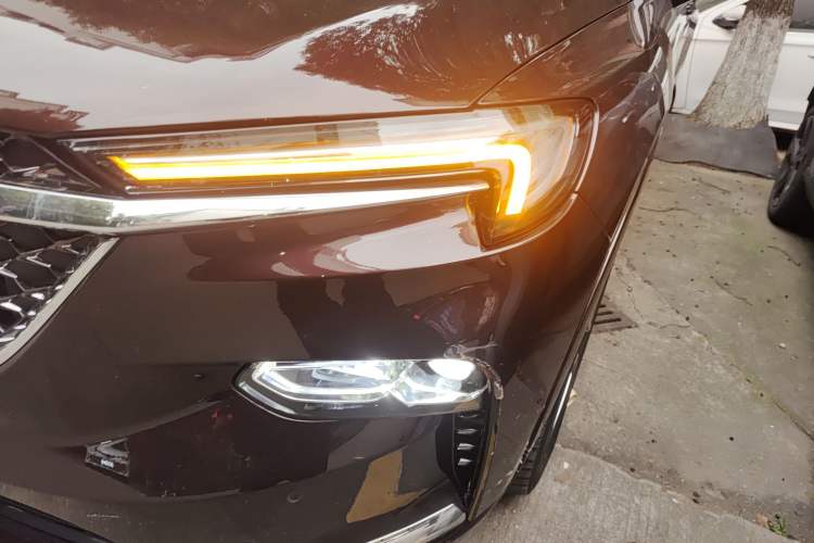 Used Buick Enclave 2022 652T 4x4 Avenir 6-Seater