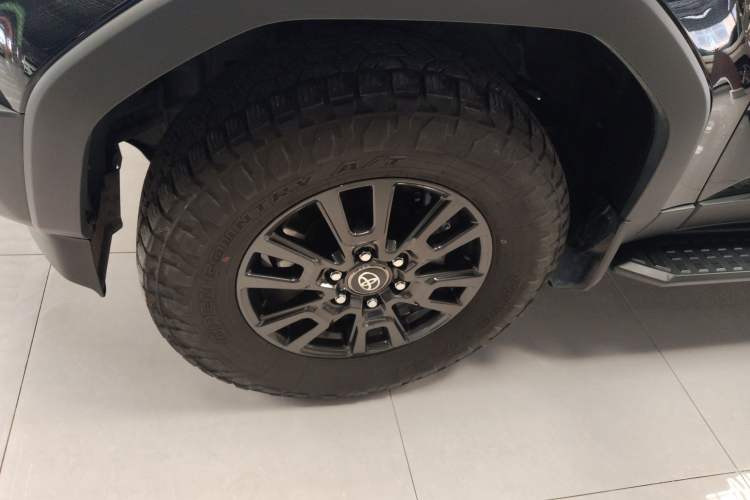 Used Toyota Prado 2025 2.4T All-Weather TX Version 5 Seats