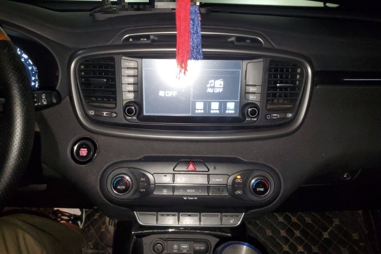 Used Kia Sorento 2015 Sorento L 2.2T Diesel 4WD Elite Edition 5 Seats China IV Standard