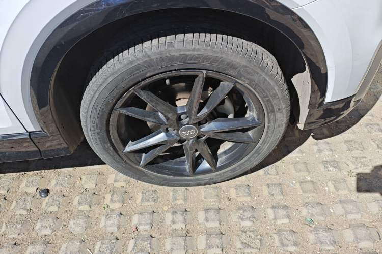 Used Audi Q2L 2018 35 TFSI Fashion Dynamic Version China VI Emission Standard