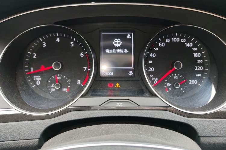 Used Volkswagen Magotan 2019 330TSI DSG Leading Edition China V Standard Instrument Cluster
