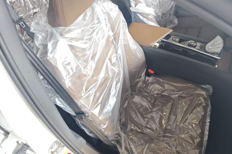 Used Volvo S60 2025 B4 Zhiyuan Luxury Edition