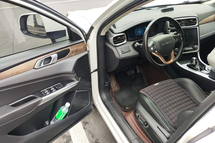 Used Lynk & Co 01 2017 2.0T Two-Wheel Drive Pro Edition
