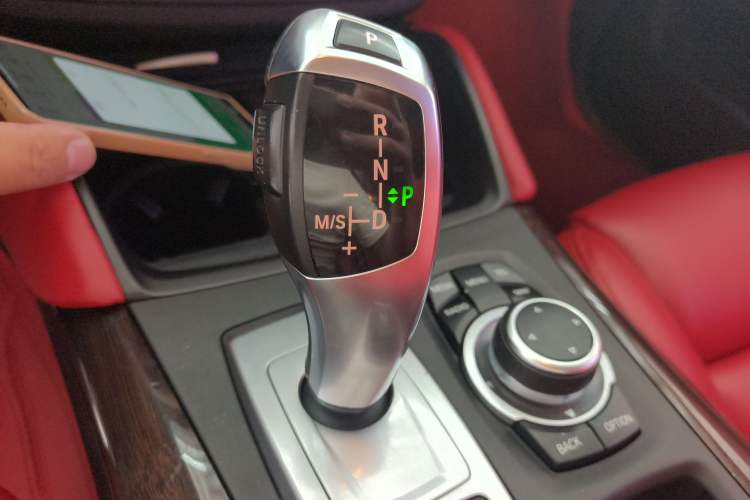 Used BMW X6 2014 xDrive35i Sport model Gear Lever